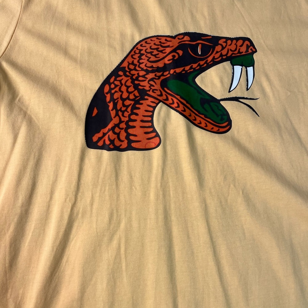 FamU graphic tee Sz Various