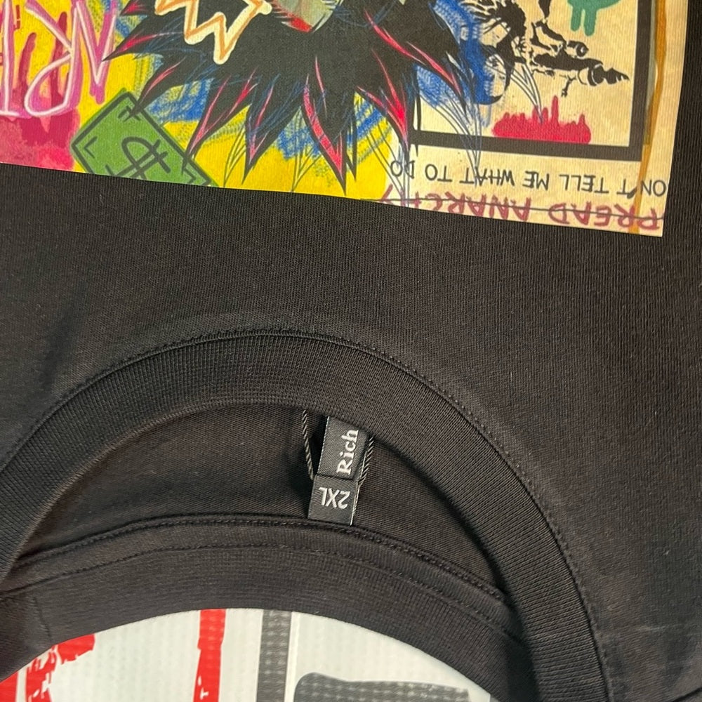 Sz 2xl graphic tee black