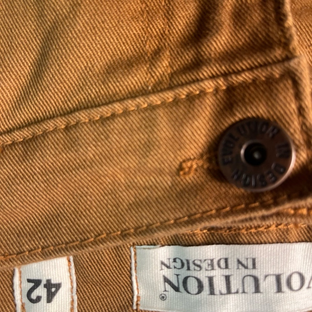 Sz 42 rust brown casual shorts