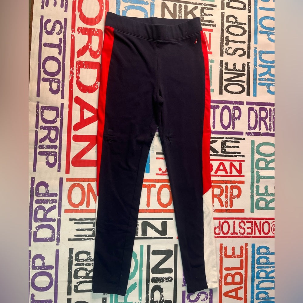 Women’s Nautica sweats Sz Medium