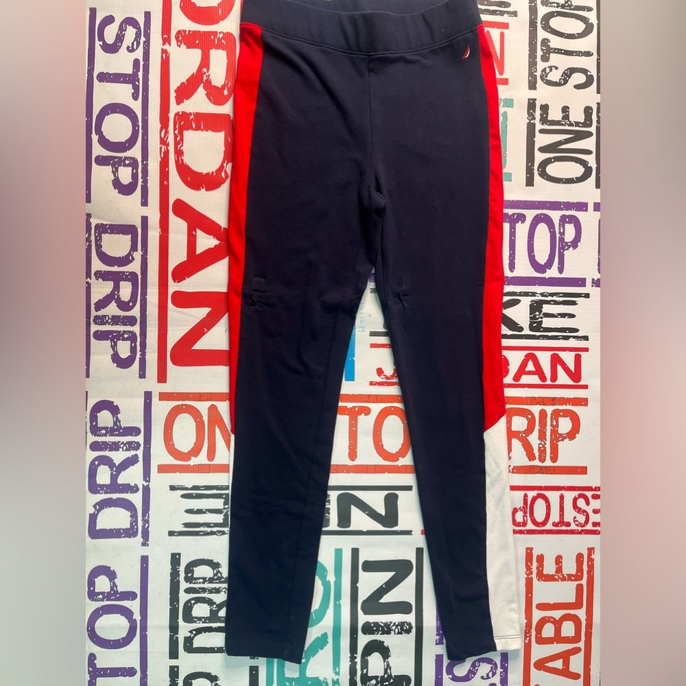 Women’s Nautica sweats Sz Medium