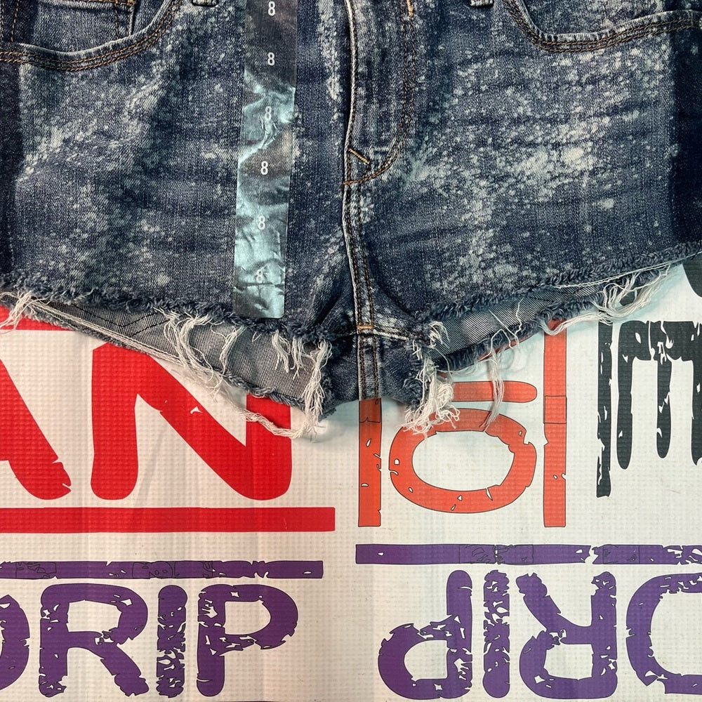 Custom women express shorts Sz 8