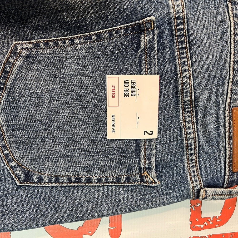 Custom women express shorts Sz 2