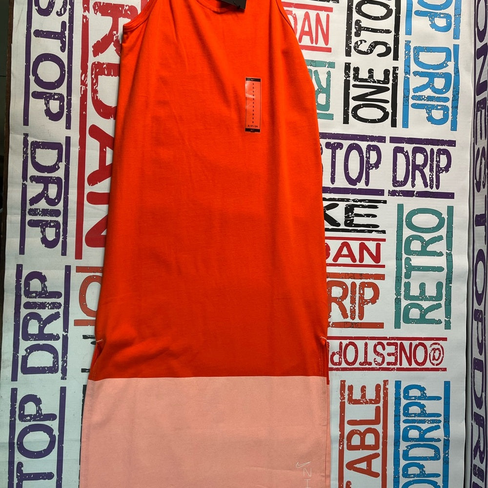 Sz small Nike dress muti color