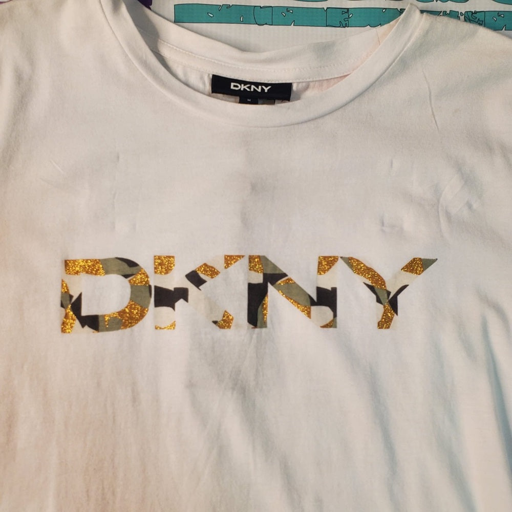 Sz medium DKNY SHIRT