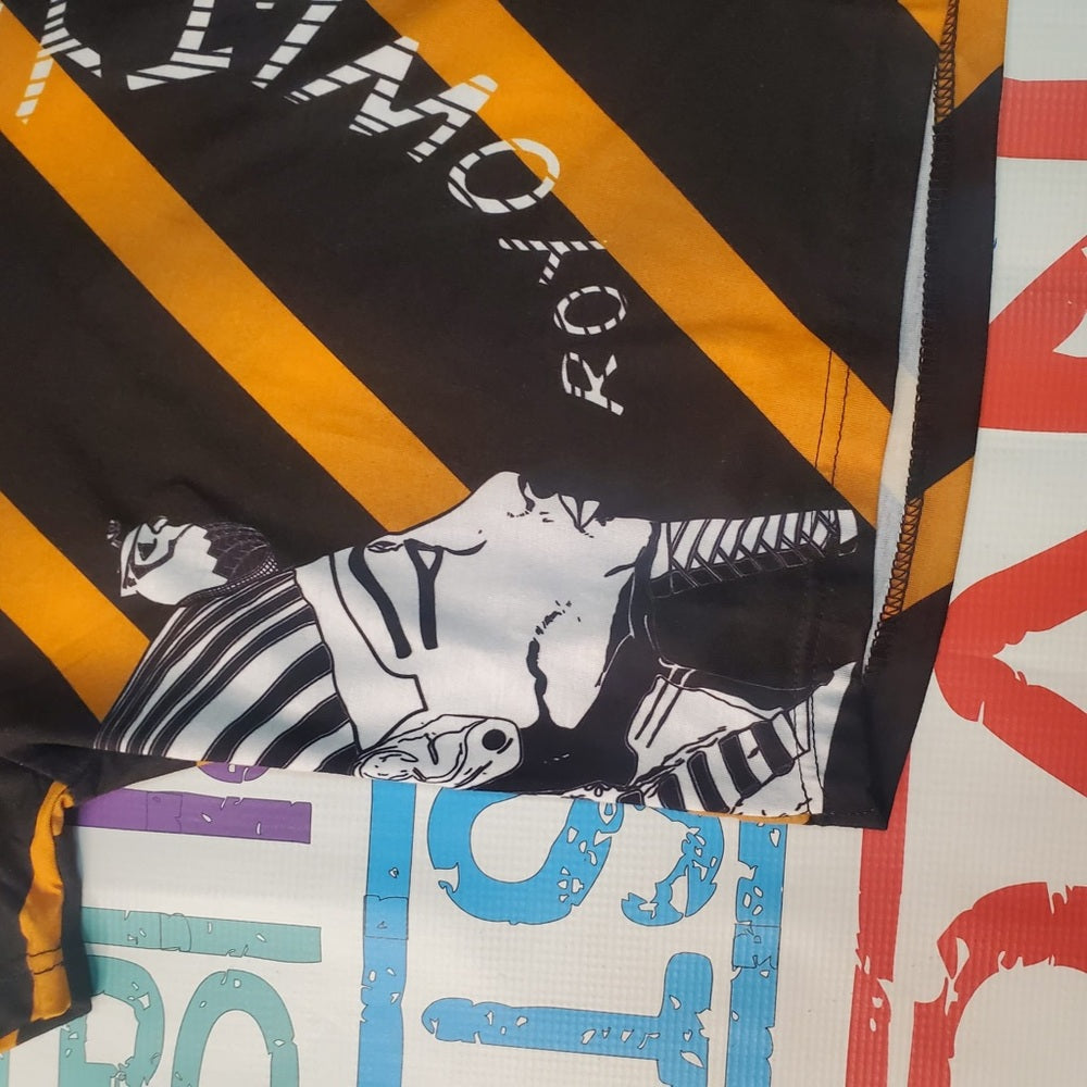 Royalty crop top tee Sz Various