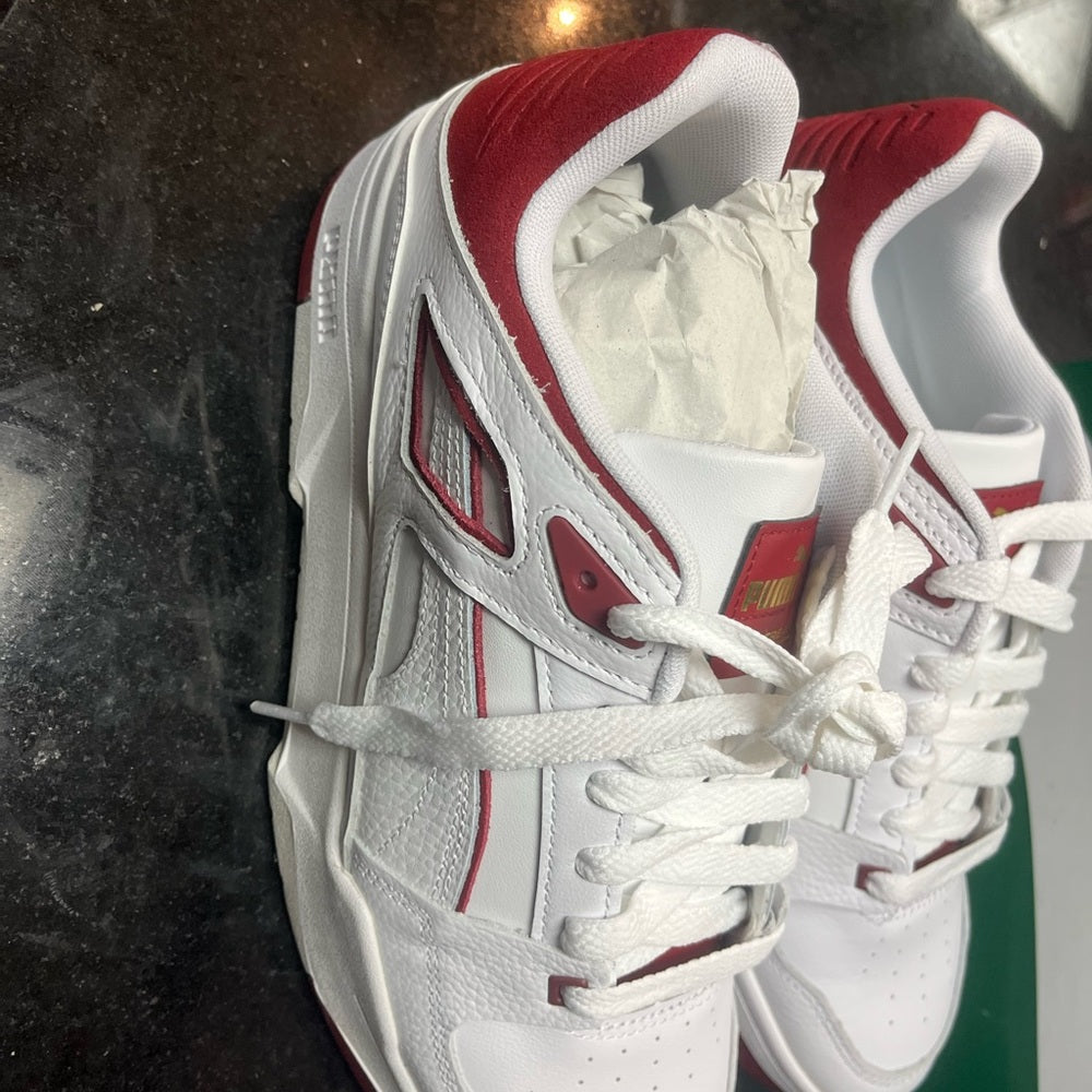 Puma lows Sz Various white & maroon