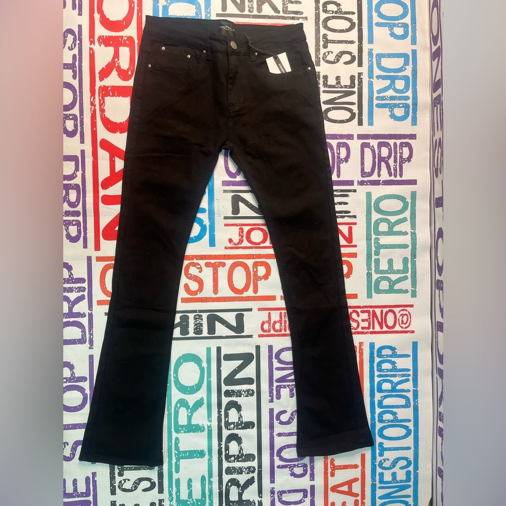 Sz Various solid jet black stack jeans