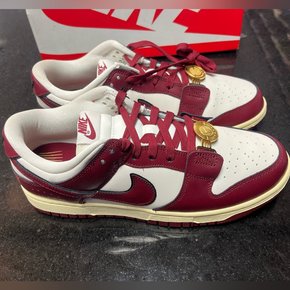 Nike dunks Sz various womens muti colors