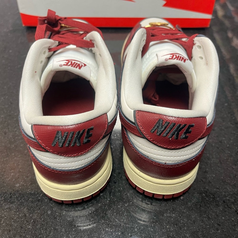 Nike dunks Sz various womens muti colors