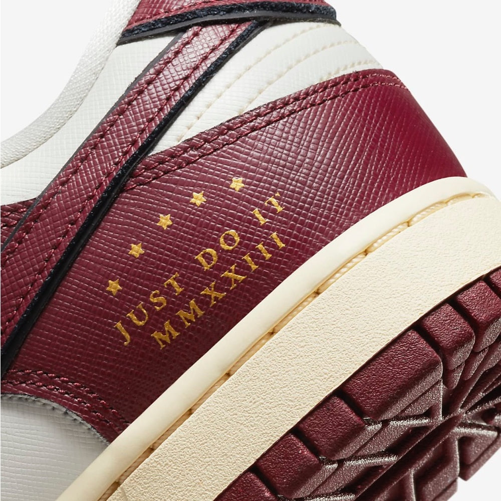 Nike dunks Sz various womens muti colors