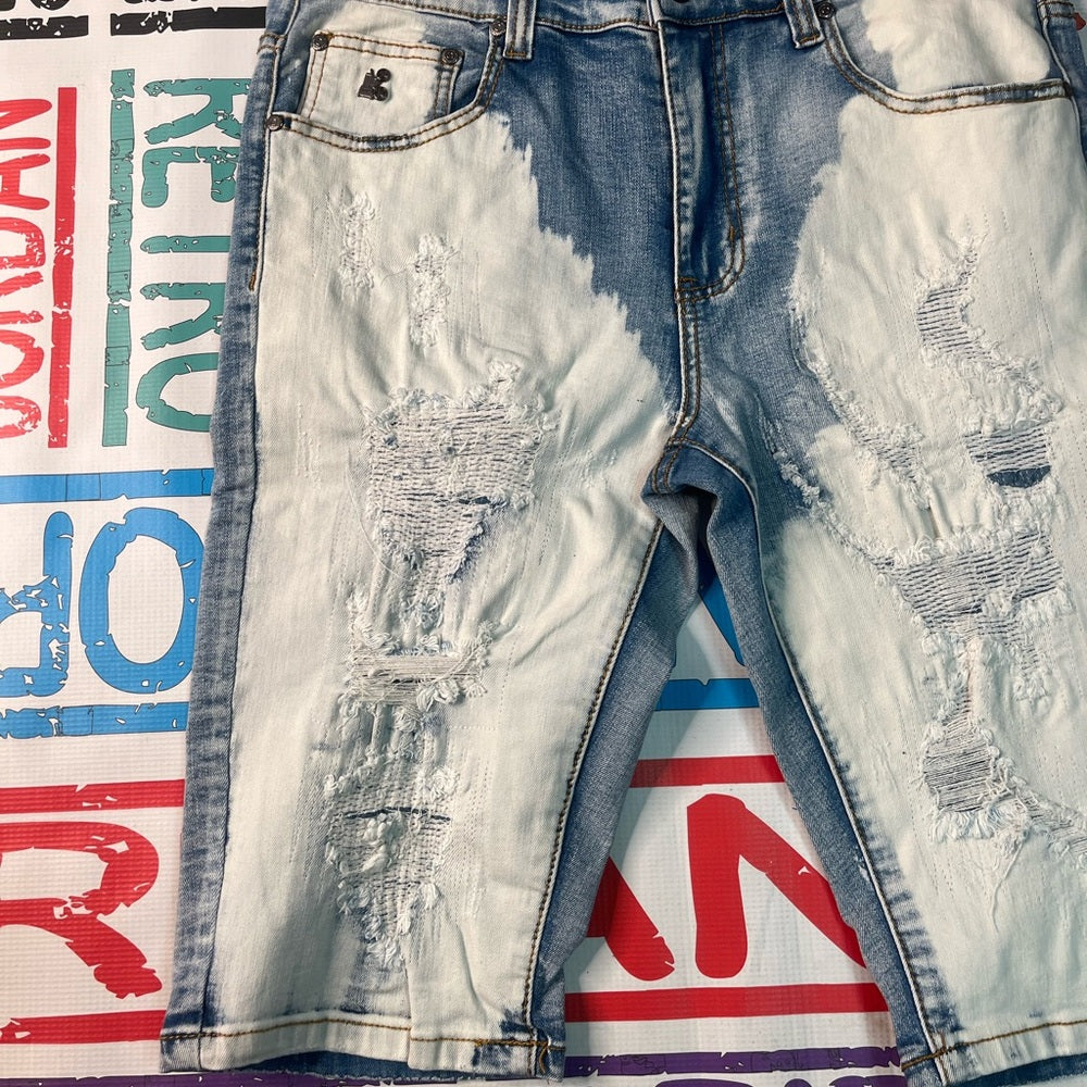 Sz Various distressed jean shorts