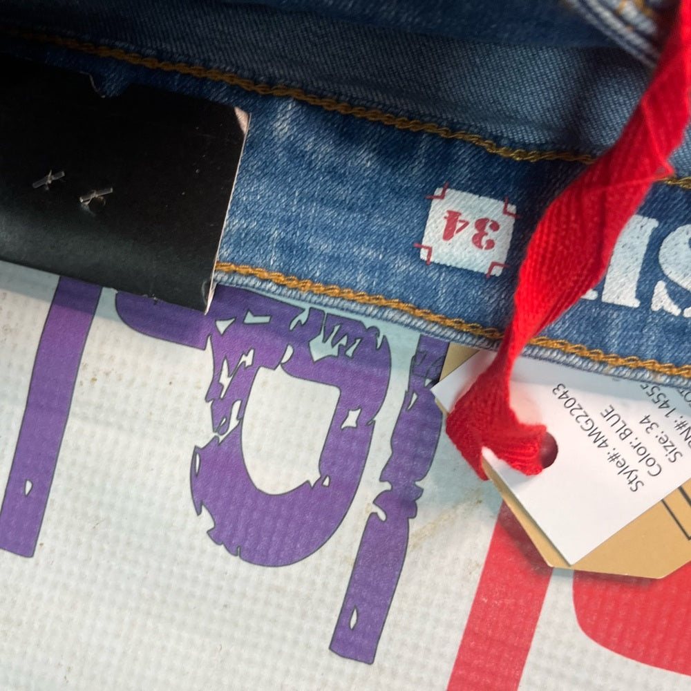 Sz Various distressed jean shorts