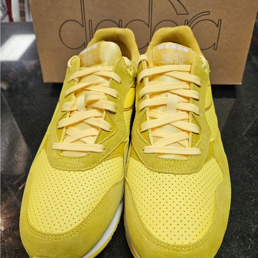 Sz various yellow diadora NWB