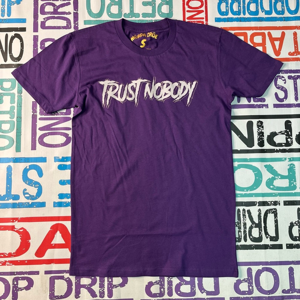 Trust nobody graphic tee purple Sz Various