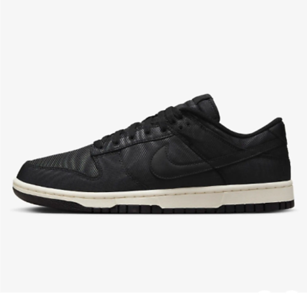 Sz various Nike dunks black lows