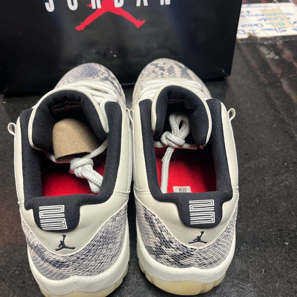 The Air Jordan 11 Low LE “Snakeskin” sz 11.5