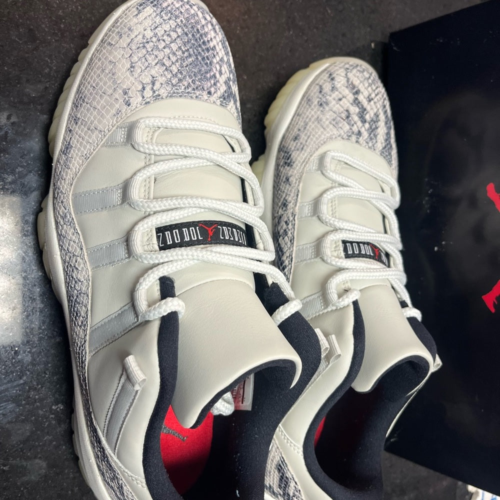 The Air Jordan 11 Low LE “Snakeskin” sz 11.5