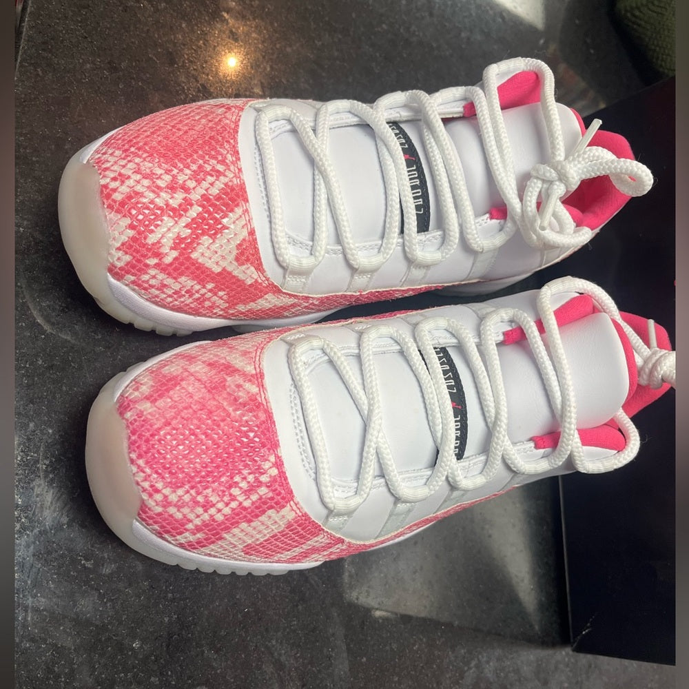 Pink Jordan snakeskin lows ah7860 106 sz 13