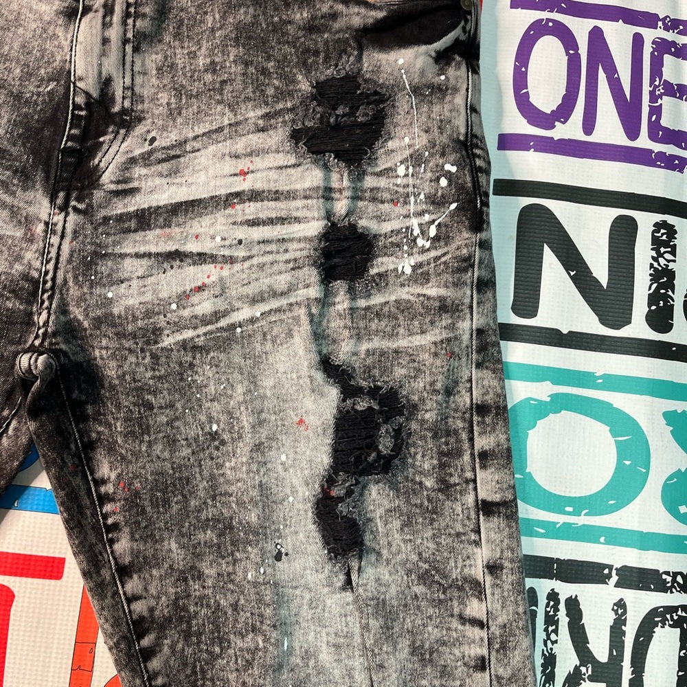 Sz Various gray ripped Jean shorts