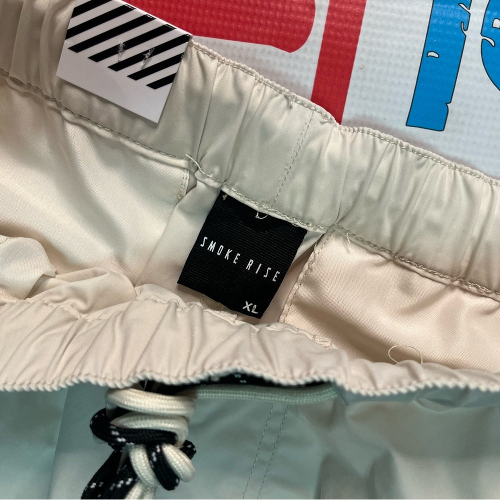 Smoke rise mesh shorts sz various