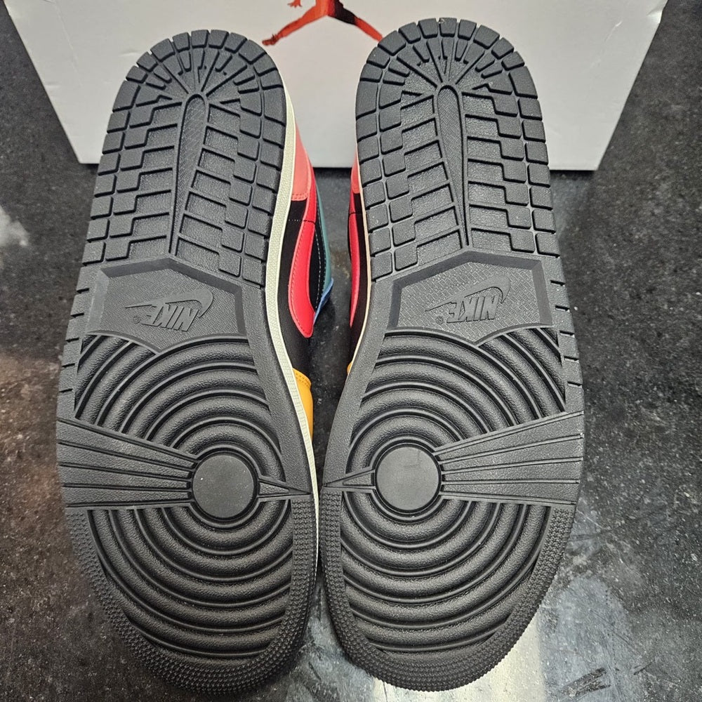 Sz 12 Jordan 1 Low SE "Black/Fire Red/Taxi/French Blue