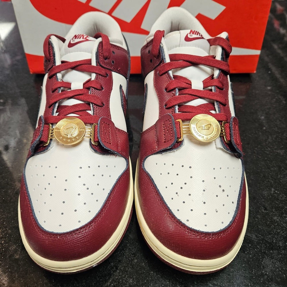 Nike dunks Sz various womens muti colors