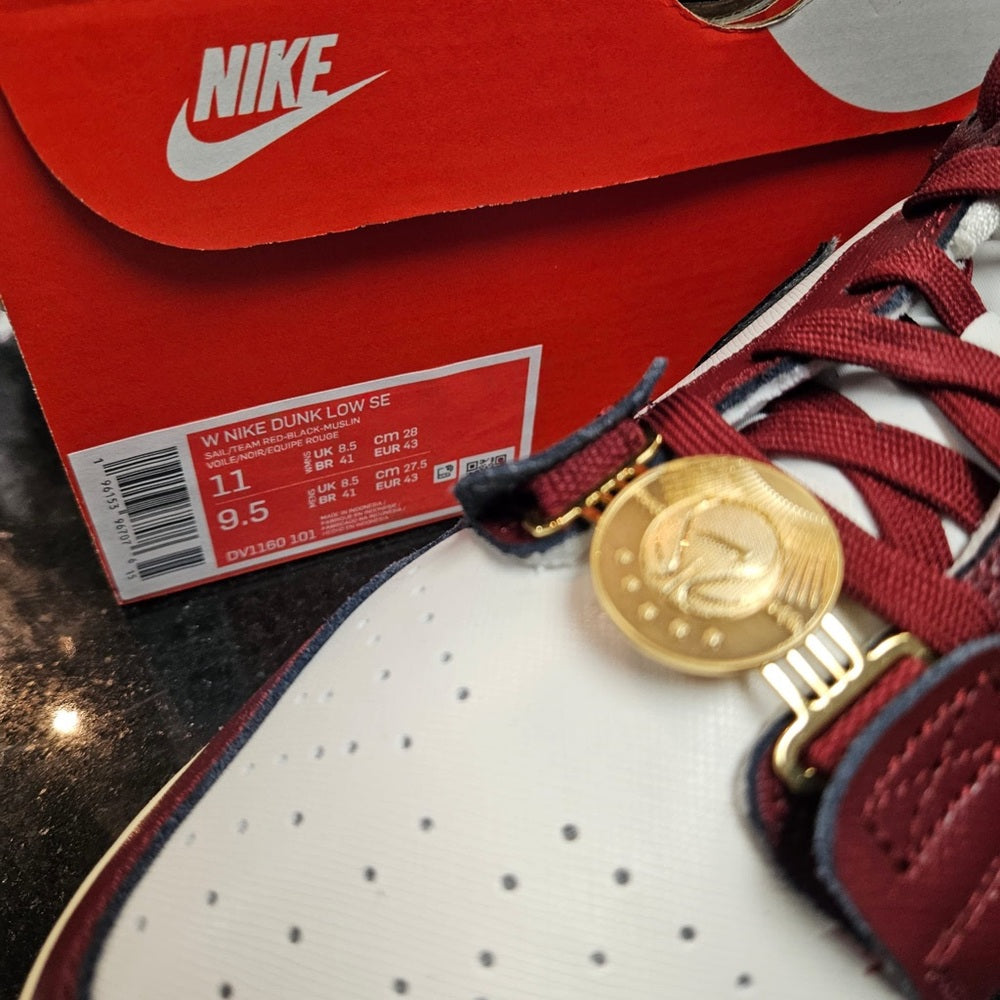 Nike dunks Sz various womens muti colors