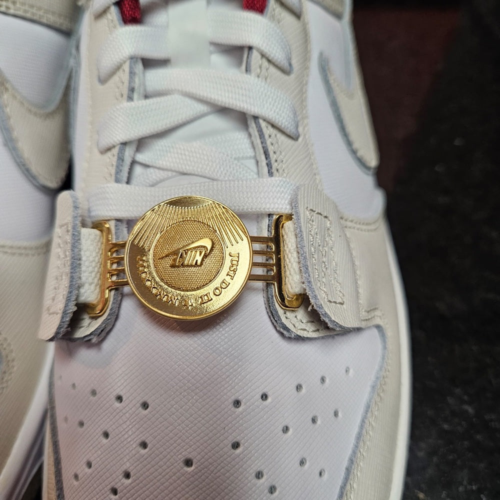 Sz Various Nike Dunk Low SE
Just Do It White Phantom (Women's) unisex