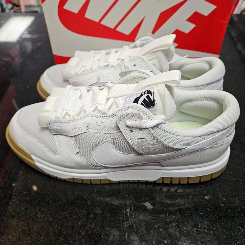Sz Various Nike Dunk jumbo game  NWB white