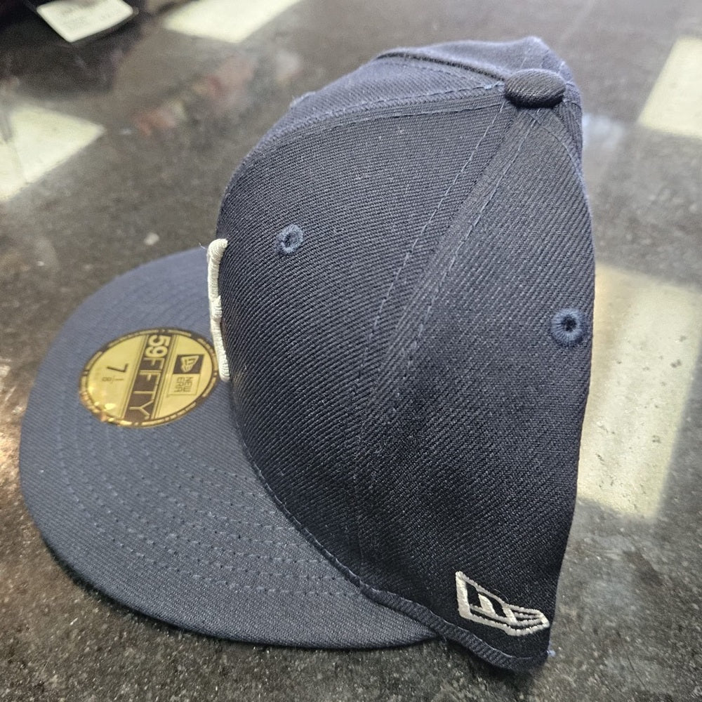 Atlanta braves fitted cap sz 7 1/8