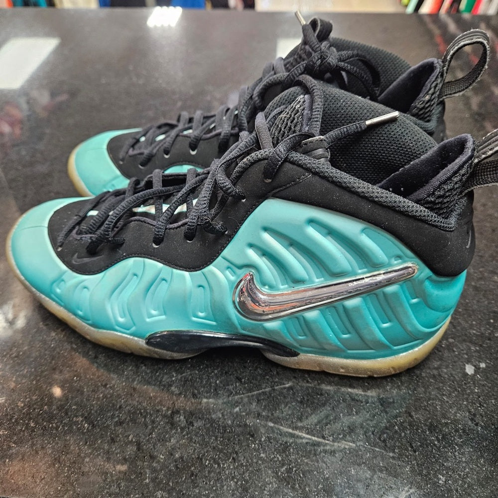 Sz 7y teal foam posit good condition