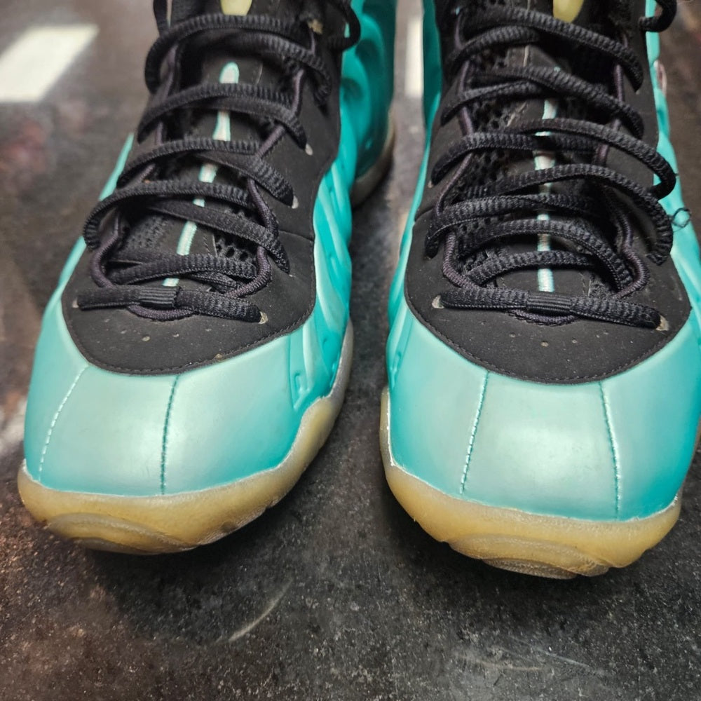 Sz 7y teal foam posit good condition
