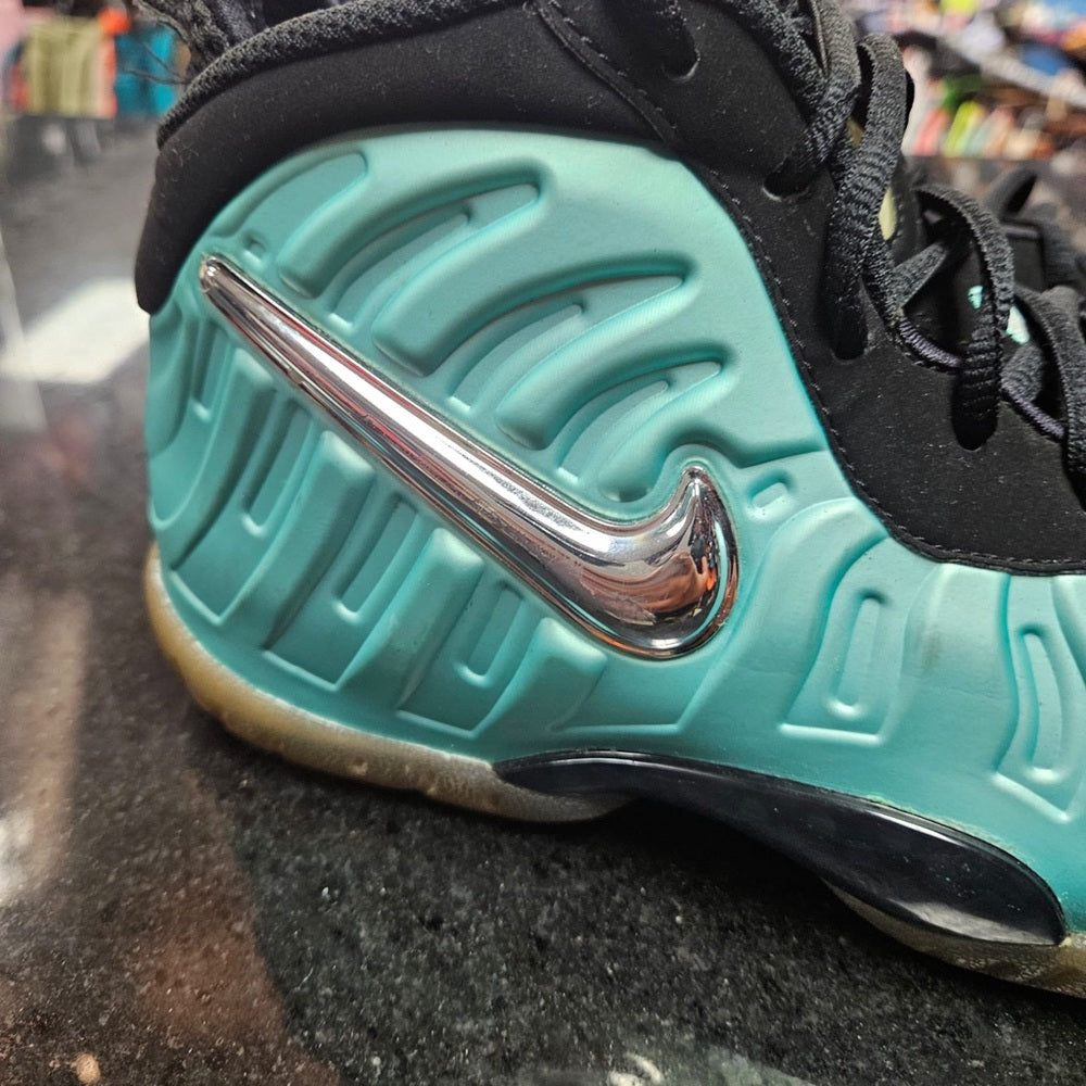 Sz 7y teal foam posit good condition