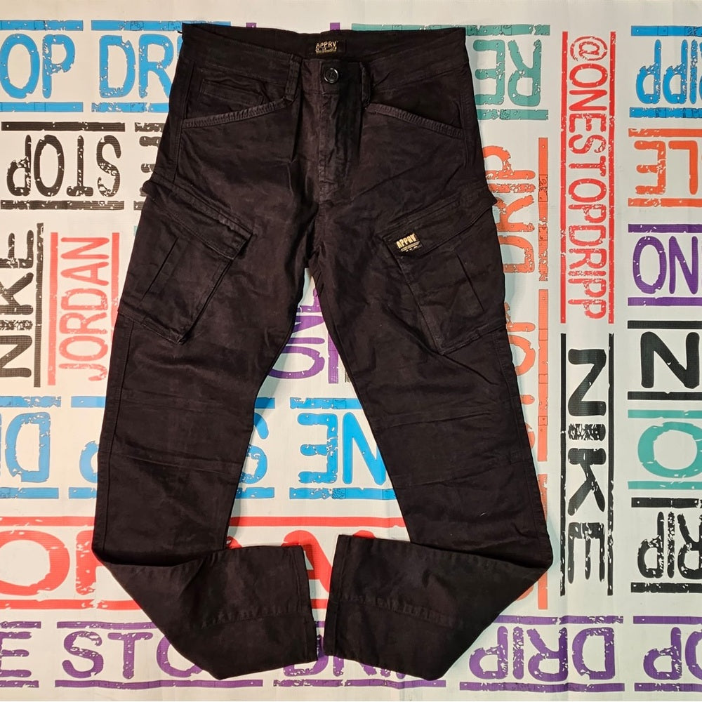 Sz various black cargo pants