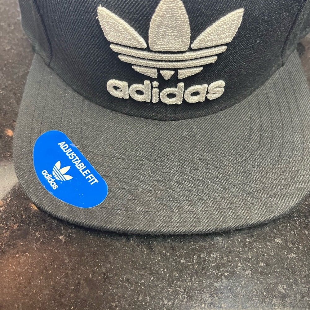 Adidas SnapBack one size fits all