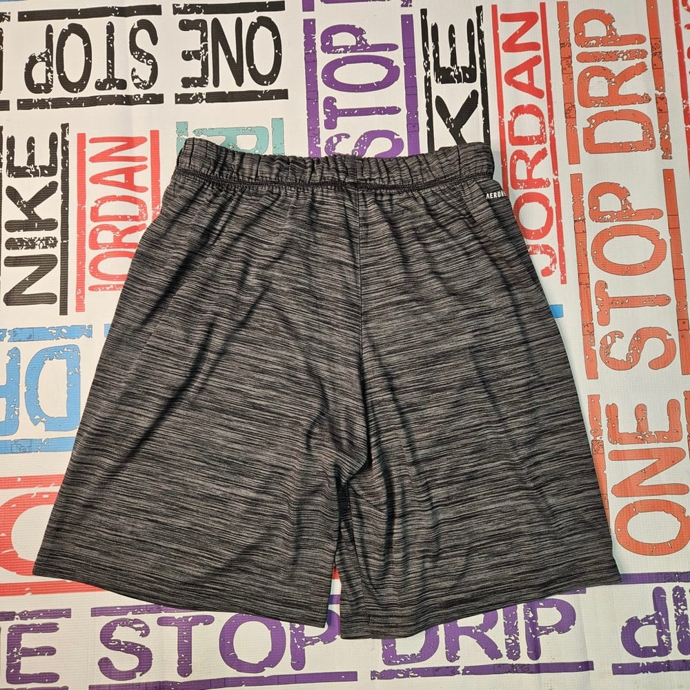 Adidas athletic shorts sz medium