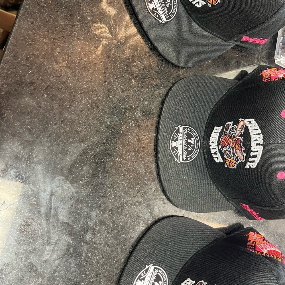 Sz Various Charlotte hornets fitted cap