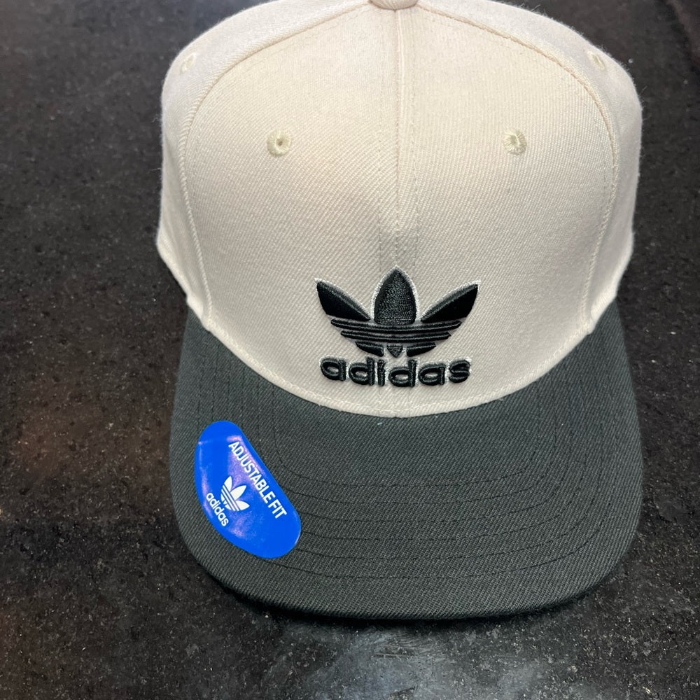 Adidas SnapBack one size fits all