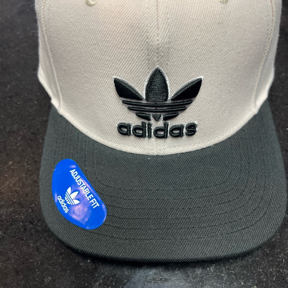 Adidas SnapBack one size fits all