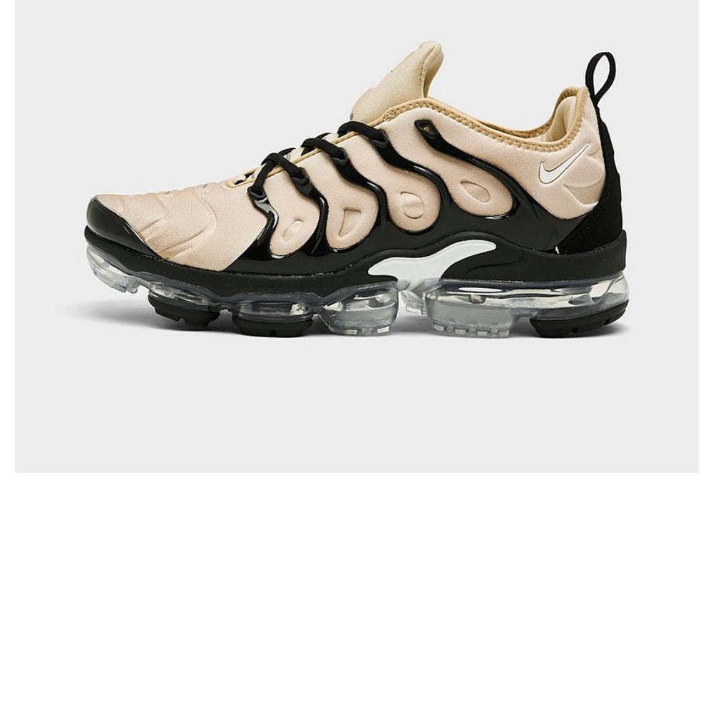 Sz Various  NIKE AIR VAPORMAX PLUS RUNNING SHOES