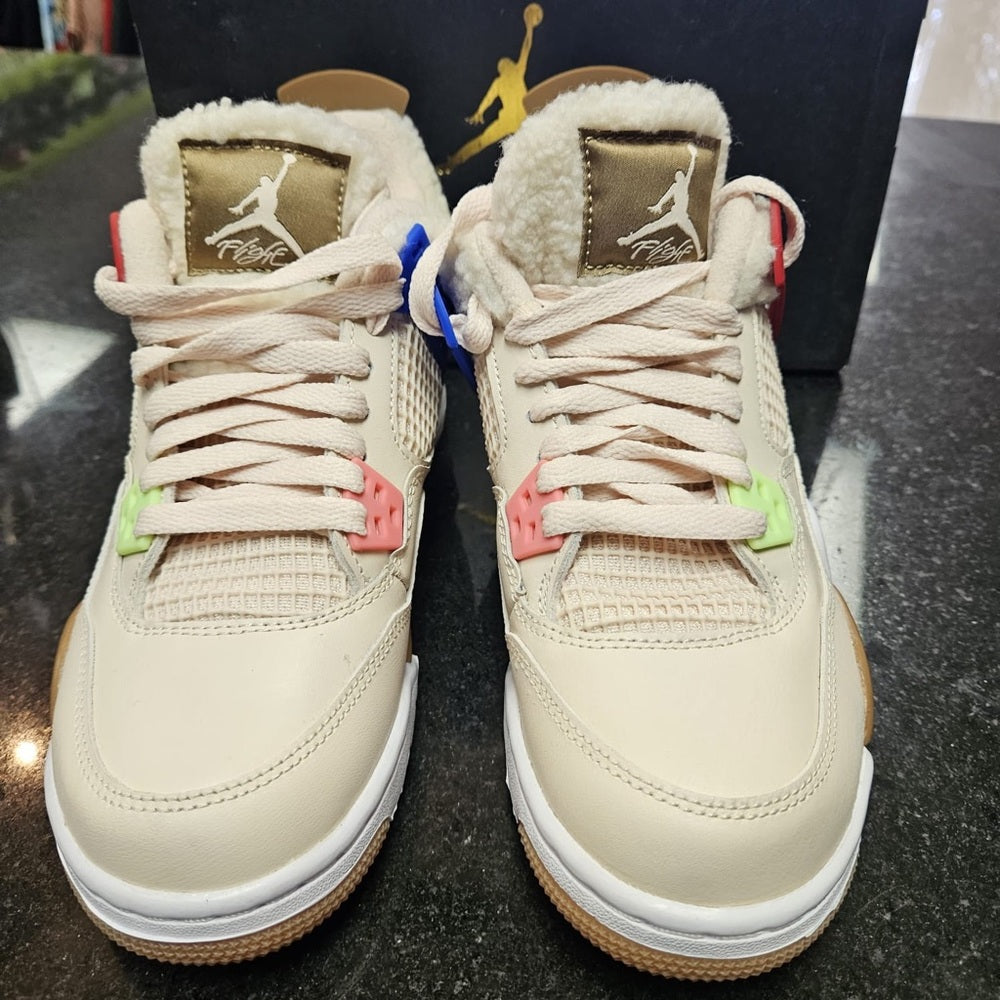 Sz 5y  wild things retro 4s DH0572 264