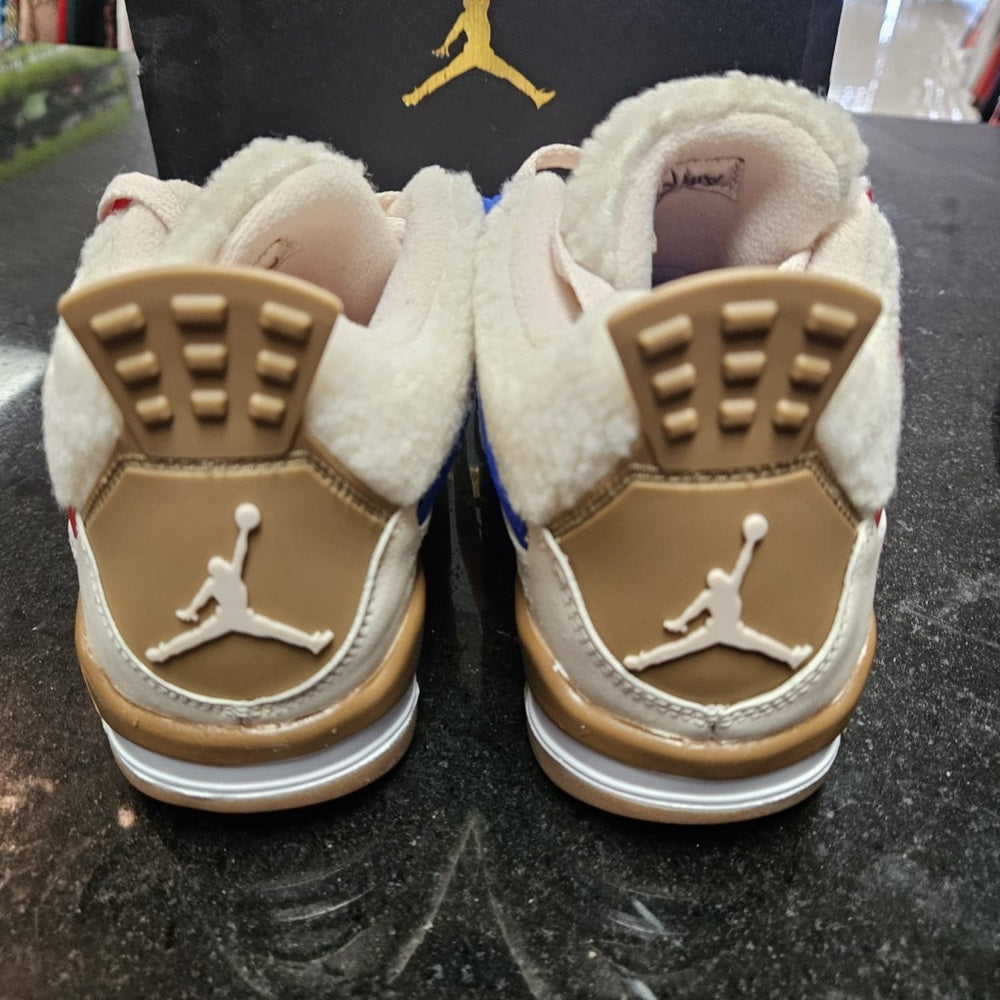 Sz 5y  wild things retro 4s DH0572 264