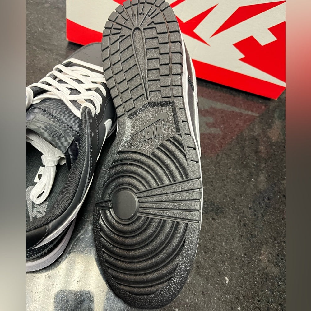 Nike Dunk Low “Off Noir” sz 10