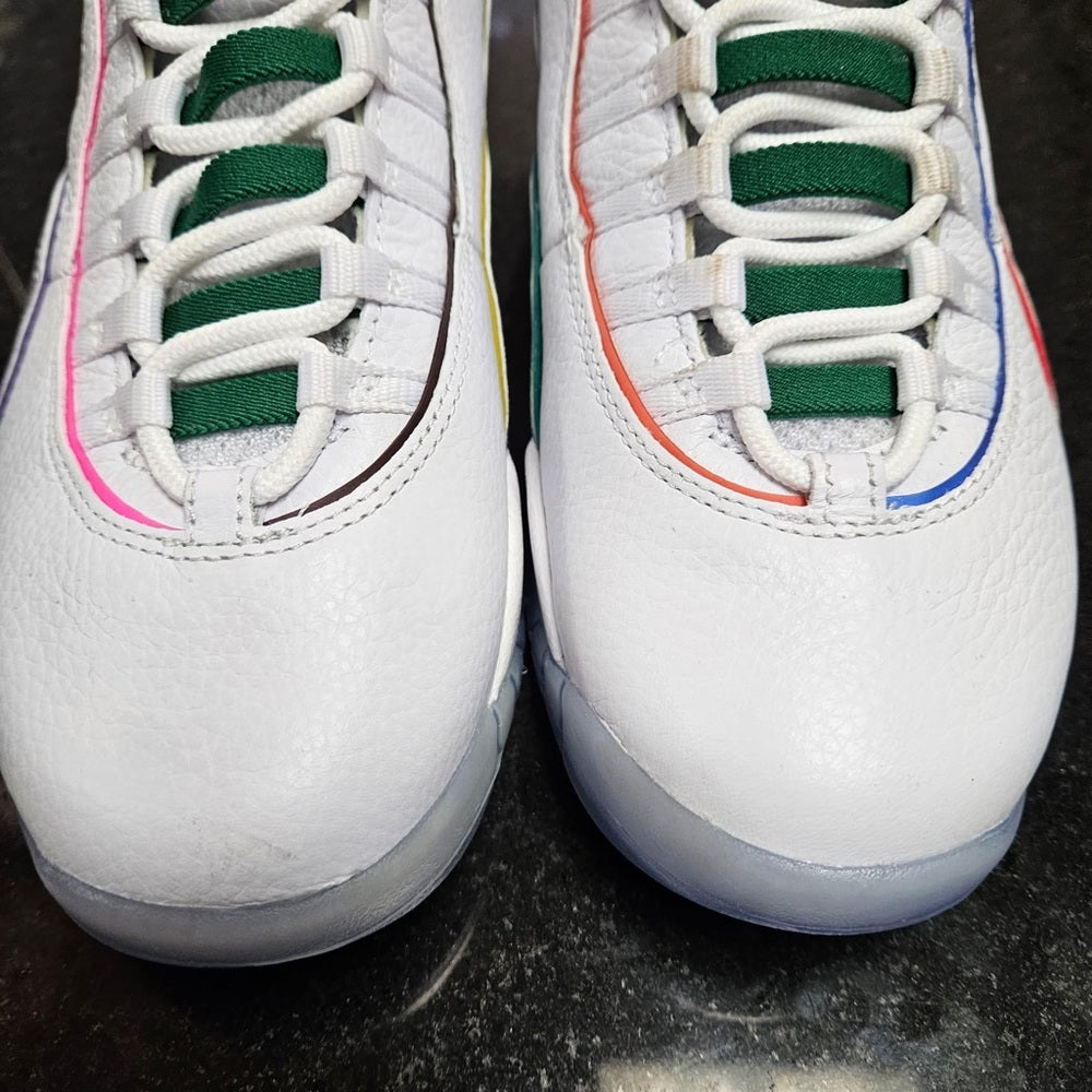 Sz 8 Jordan retro 10 wings