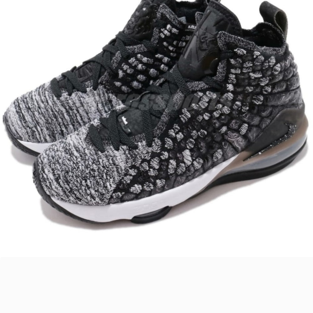 Sz various lebron black