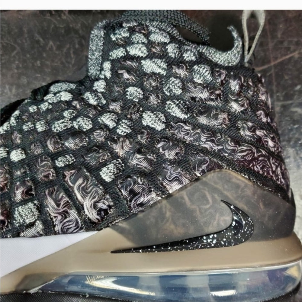 Sz various lebron black