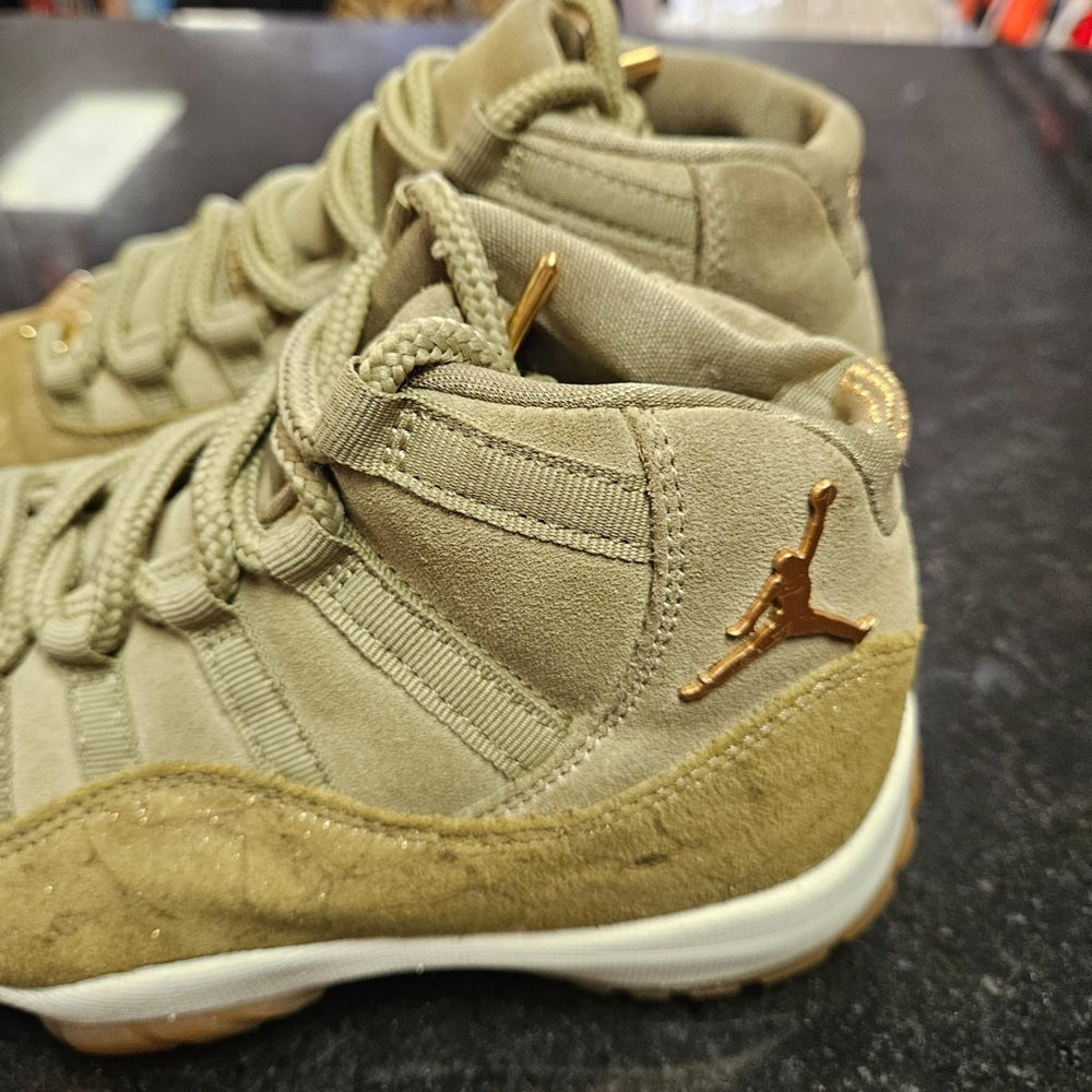 Sz 7 WMNS AIR JORDAN 11 RETRO
"Neutral Olive"