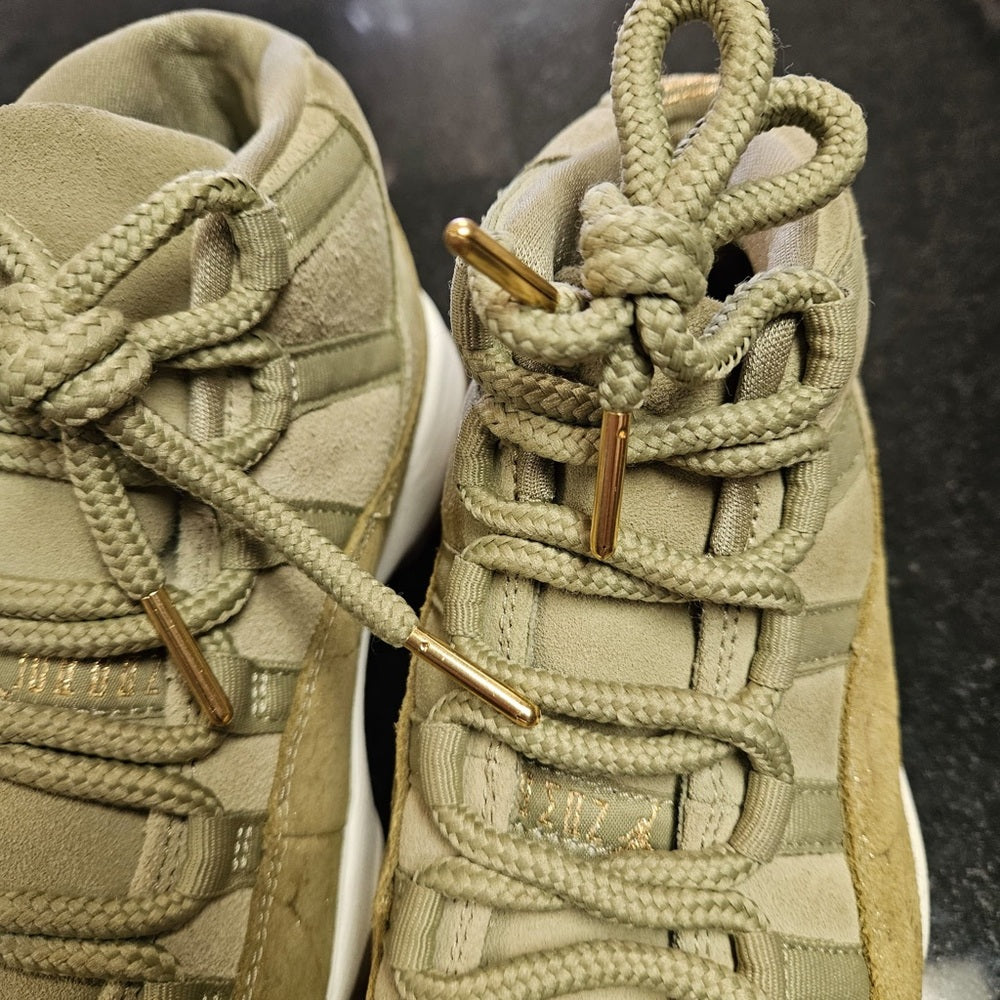 Sz 7 WMNS AIR JORDAN 11 RETRO
"Neutral Olive"