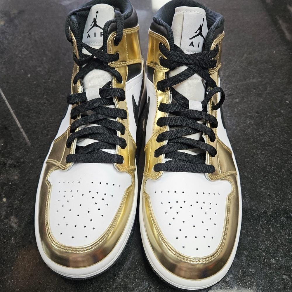 Sz 10.5 2020
Air Jordan 1 Mid SE 'Metallic Gold'
